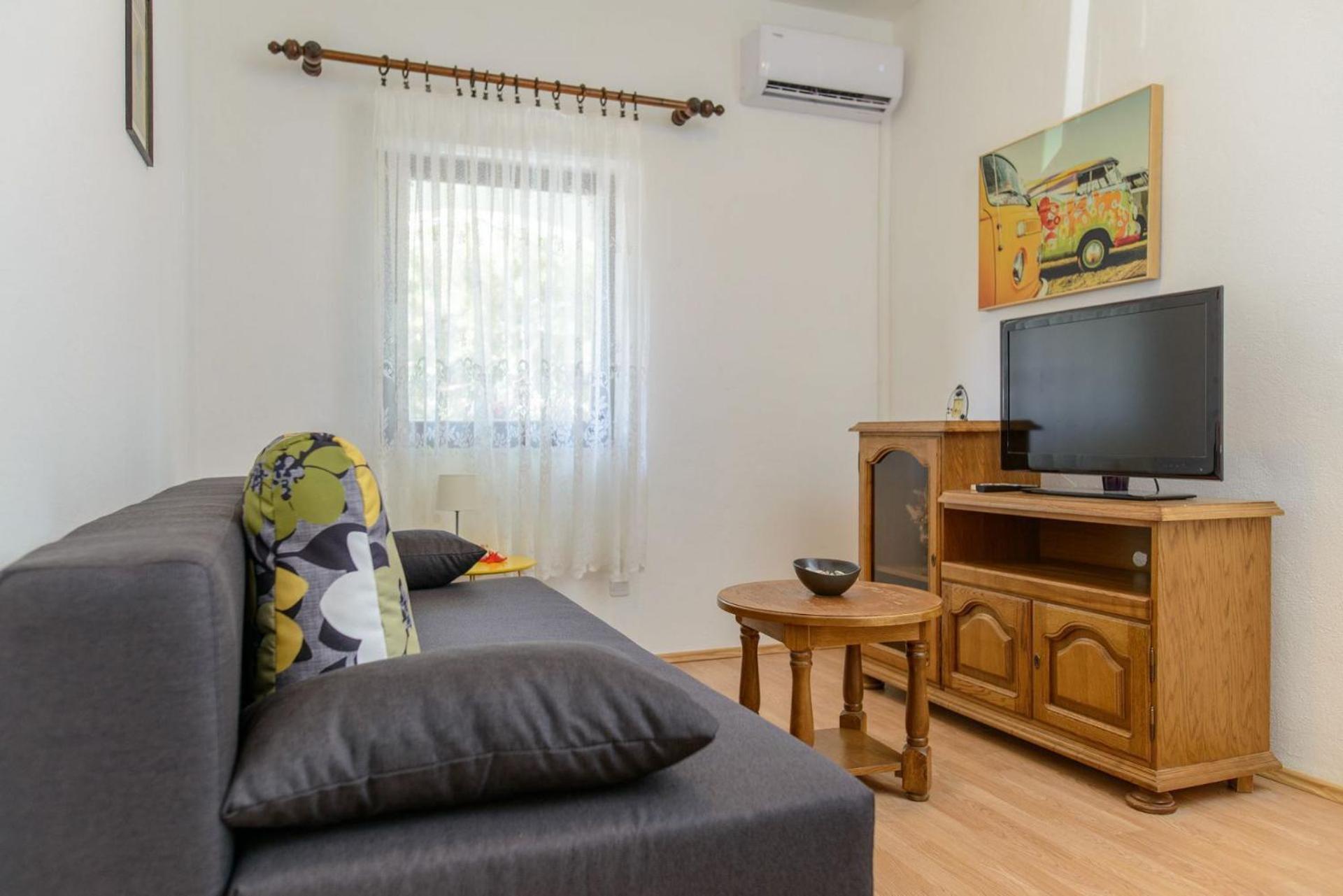 Apartment Vesna *