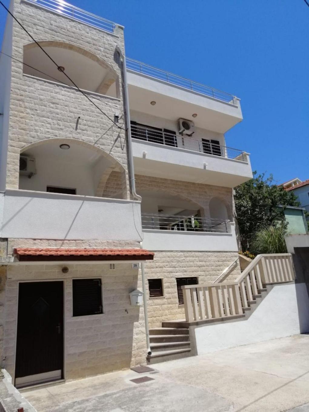 Vesna Trogir